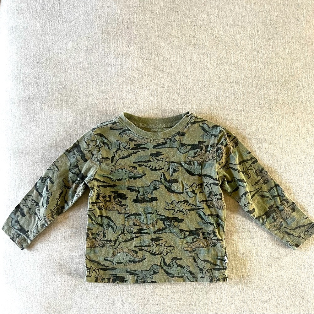 Gap long sleeve Dino shirt